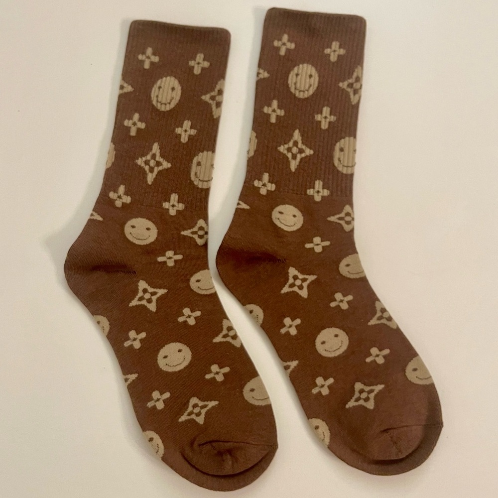 Brand New | Monogram Smiley Face Crew Socks - Brown & Tan
